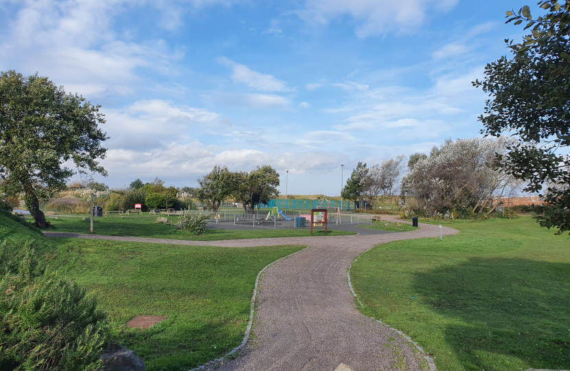 Path to park at Ffrith