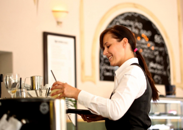 MP welcomes new law which will benefit hospitality workers in the Vale of Clwyd